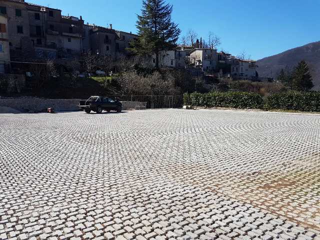 Ultimati i lavori per il mega parcheggio di Jenne. L’area pubblica potrà accogliere oltre 250 veicoli