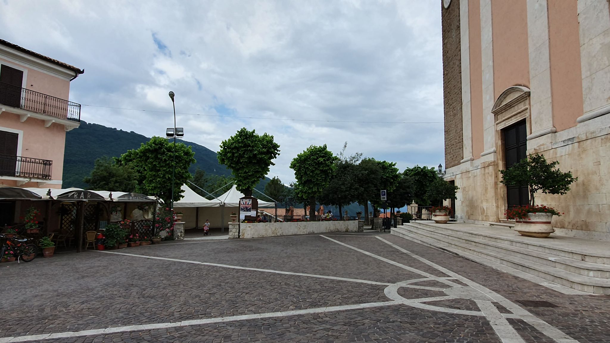 Vendesi abitazione a Jenne in via Indipendenza