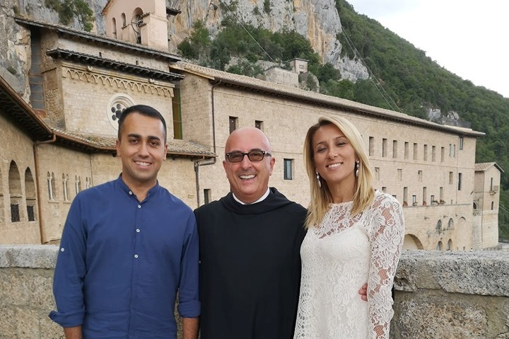 Il Ministro degli Esteri Di Maio in visita a sorpresa ai Monasteri Benedettini di Subiaco