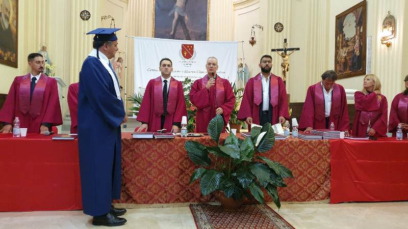 Accademia di medicina osteopatica, conferita a Jenne la laurea honoris causa al sindaco Giorgio Pacchiarotti