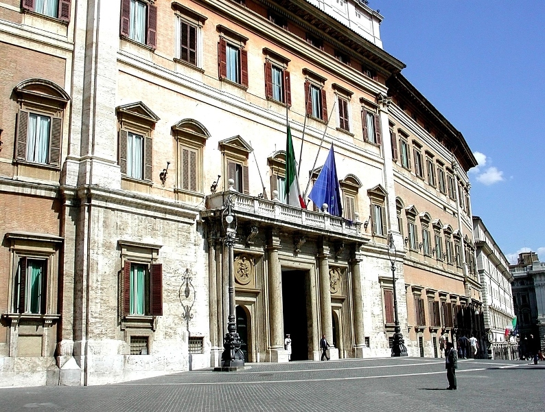 Decreto ristori, il testo integrale con tutti gli interventi del governo