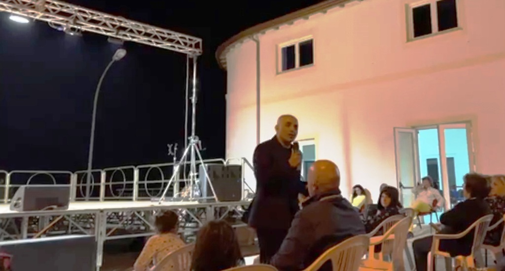 Grande successo a Jenne per lo spettacolo del “Cabaret nel Parco”