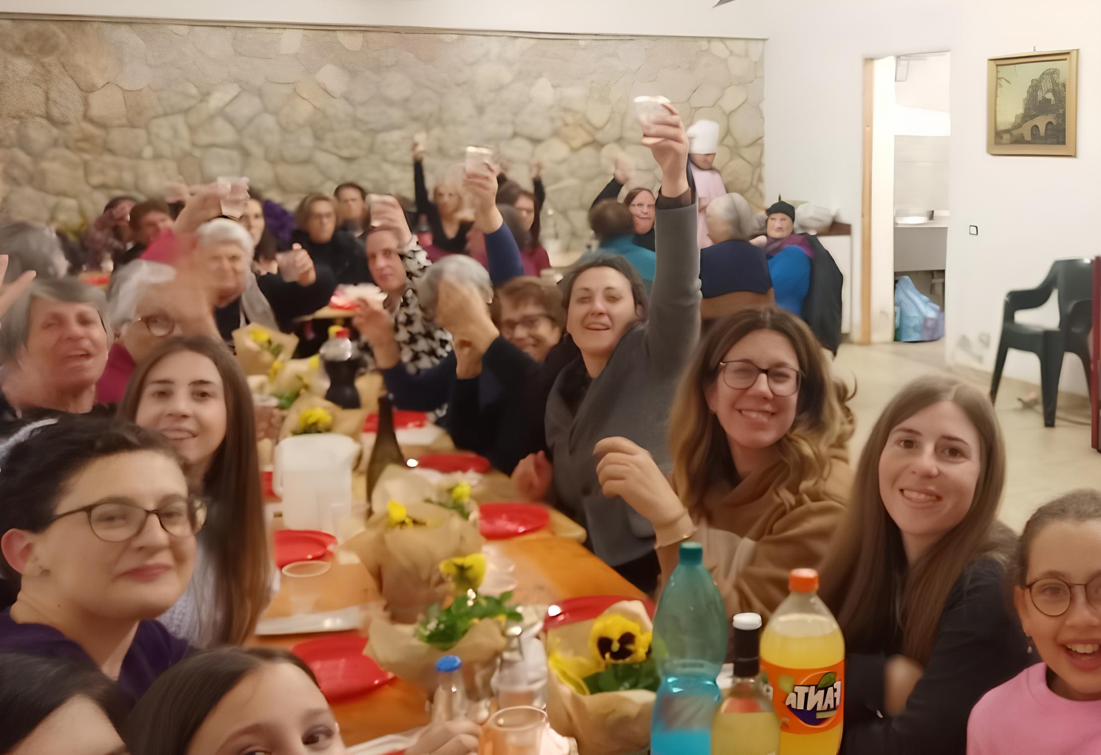 Donne in grande festa a Jenne per l’8 marzo